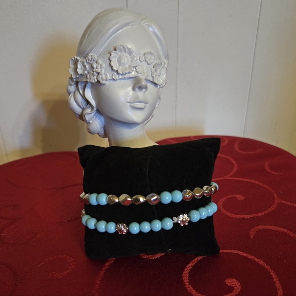 Beaded Turquoise Stretch Bracelet Set With Silver Butterfly Accent - Picture 2 of 4